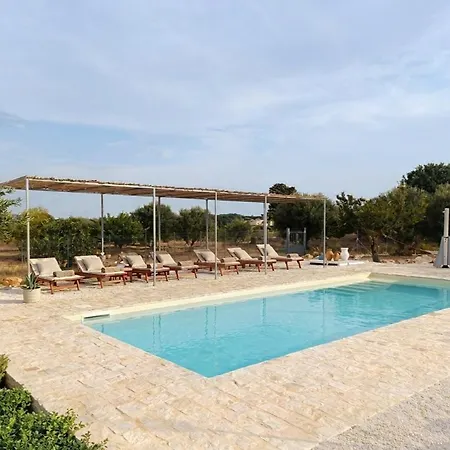 Trulli Fortunato Private, Heated Swimming Pool Locorotondo